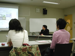 受講者サイトを講義中にアドバイス