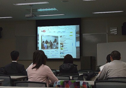 ▲アイタス作成社内動画を紹介！　何かを食べている映像が多いのは気のせいでしょうか……